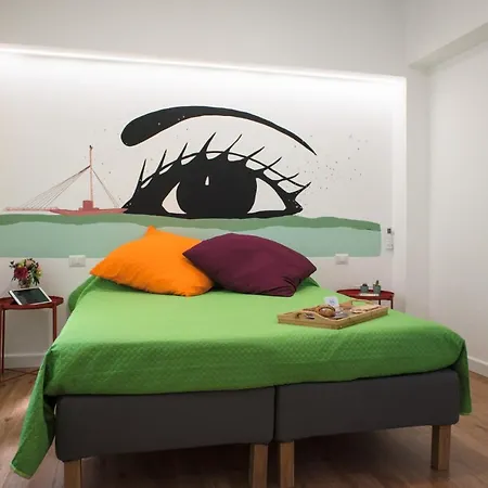 Гостевой дом C&c Bedrooms *